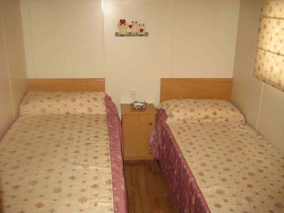 Camping La Ribera Salada Ogern المظهر الخارجي الصورة